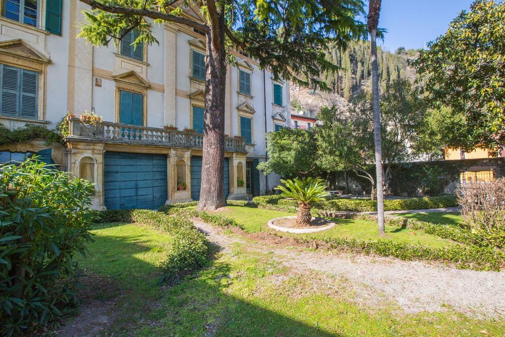 Il Batti Apartment Water Front And Private Beach Toscolano Maderno Eksteriør billede