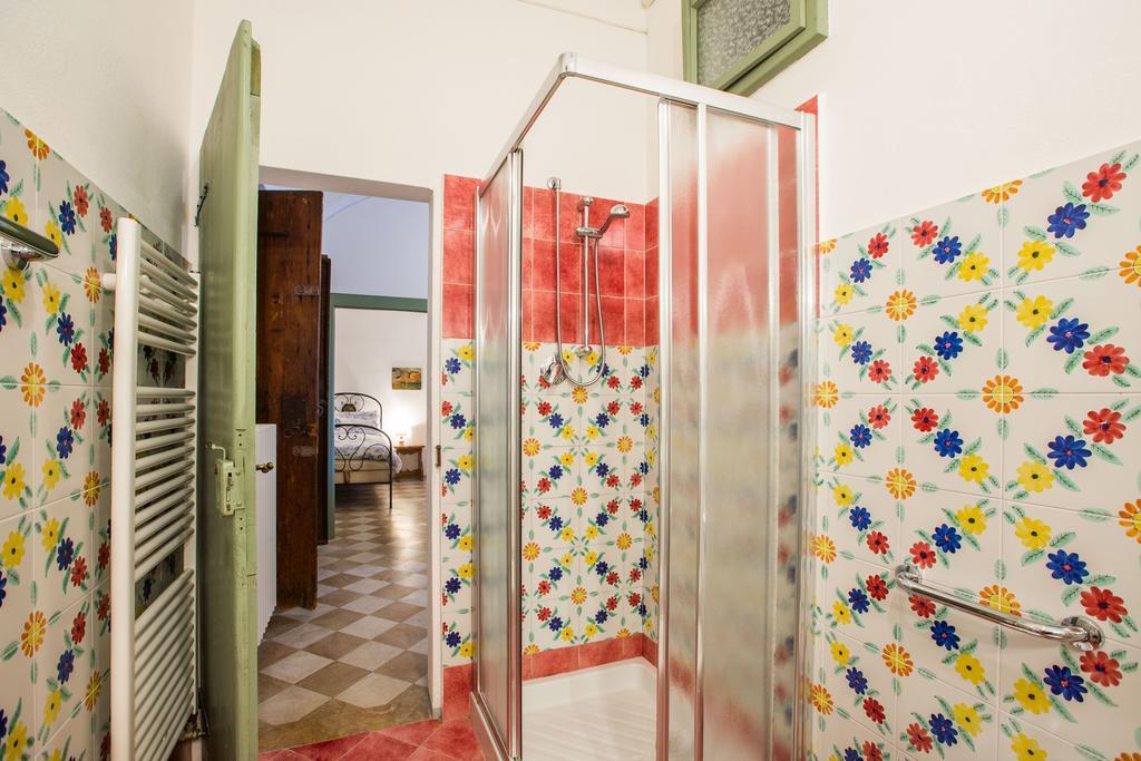 Il Batti Apartment Water Front And Private Beach Toscolano Maderno Eksteriør billede