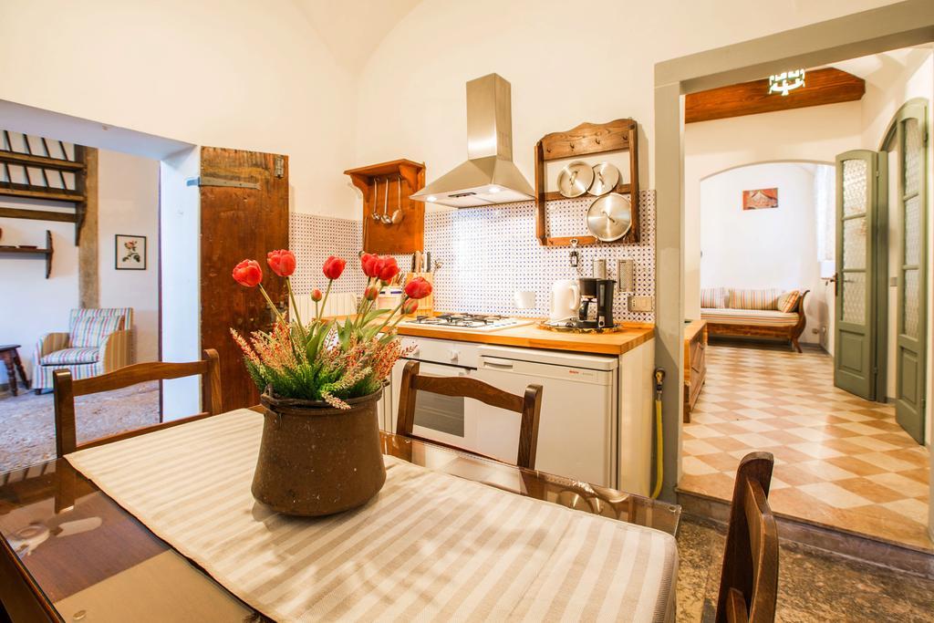 Il Batti Apartment Water Front And Private Beach Toscolano Maderno Eksteriør billede